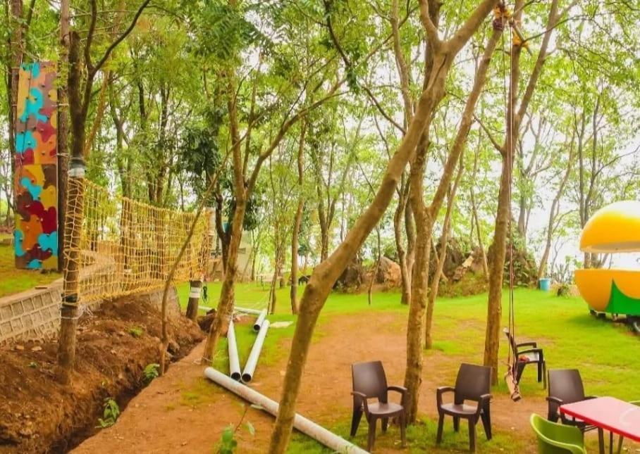 Jusgar Resort And Hote Dogadda Exterior foto